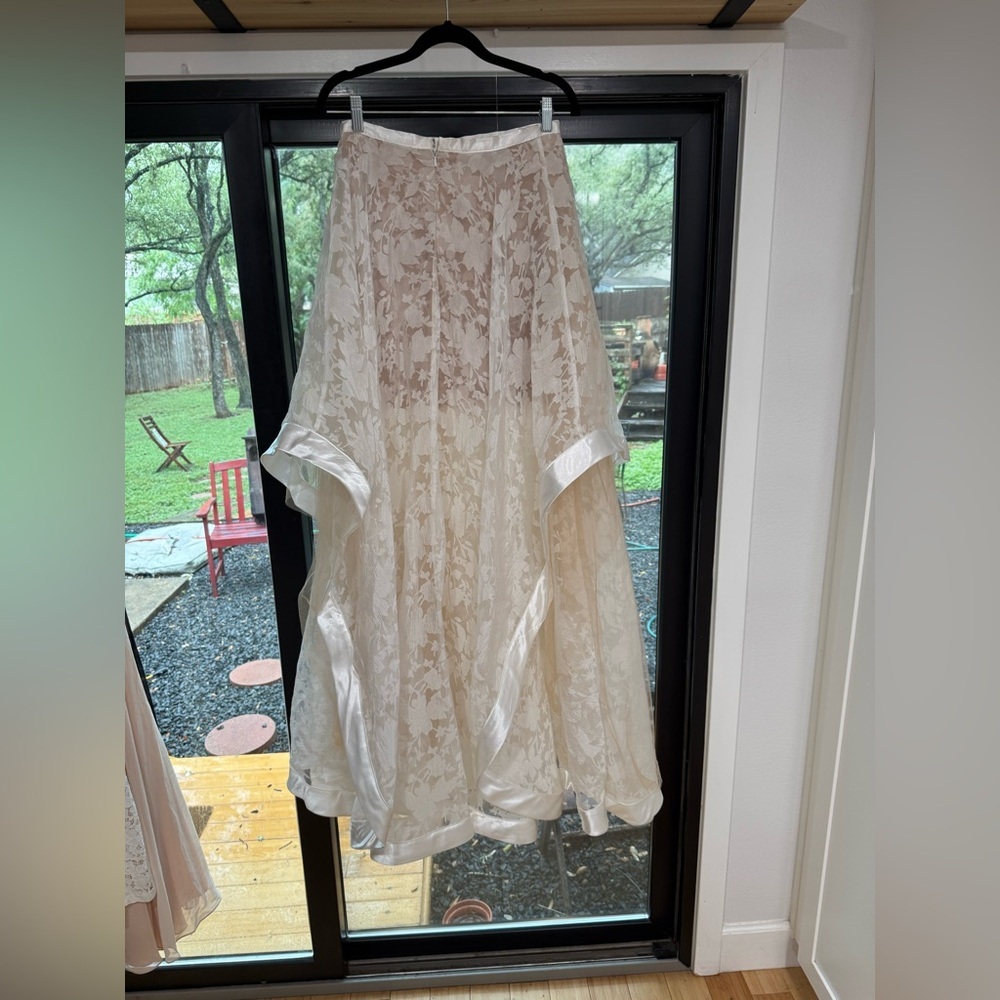 Golden Pearl Embellished Lace Skirt Ivory/Nude Glamorous by Terani Small - Picture 3 of 14